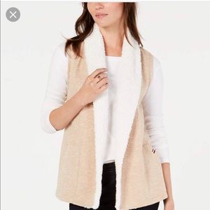 Tommy Hilfiger Sherpa vest created for Macy’s (S)